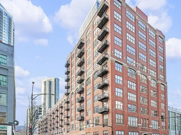 360 W Illinois St APT 525, Chicago, IL 60654