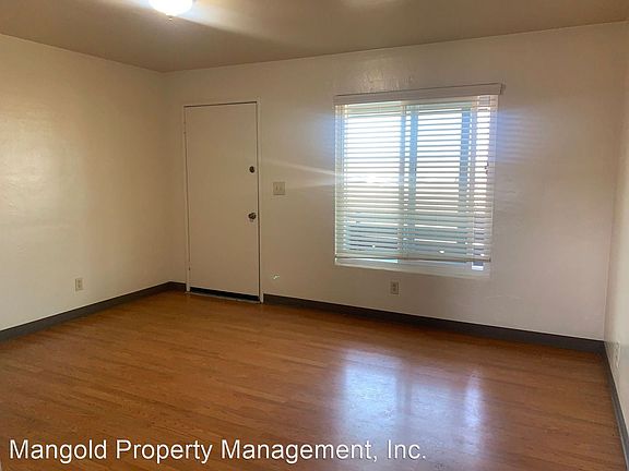 2nd image of 1221 La Salle Ave #J