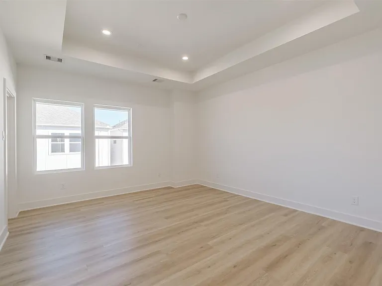 8315 Brecha Ln — Photo 24