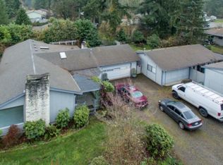 22617 SE 323rd St, Kent, WA 98042