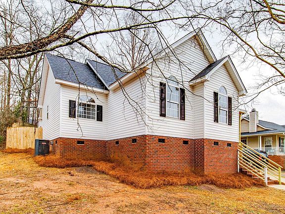 4th image of 112 Tanglesworth Rd