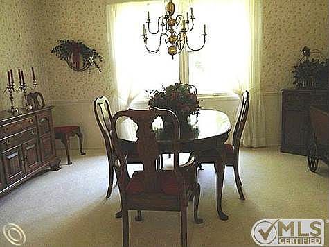 Dining room.jpg