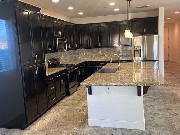 5th image of 1368 Quigley Ct