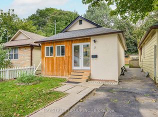 7 Emmott Ave, Toronto, ON M1L2X2