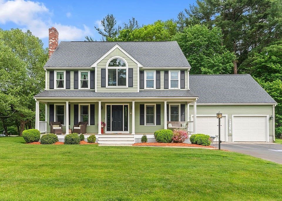 1st image of 12 Talbot Dr