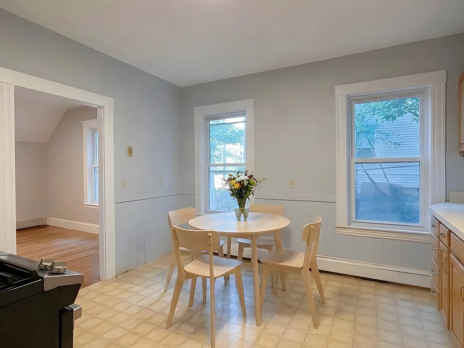 1 bed, 750 sqft, $2,200 — Photo 2