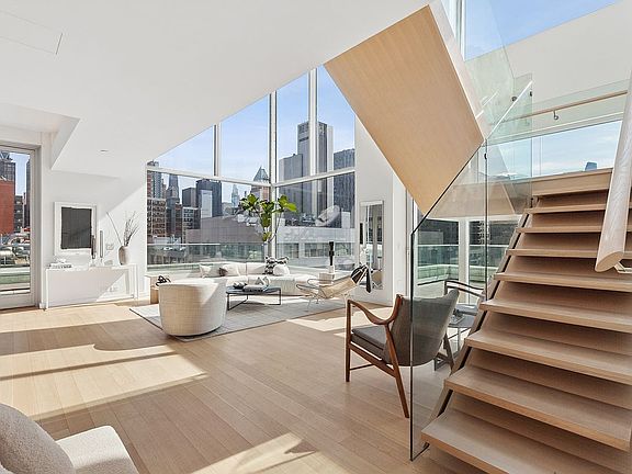 4th image of 611 W 56th St