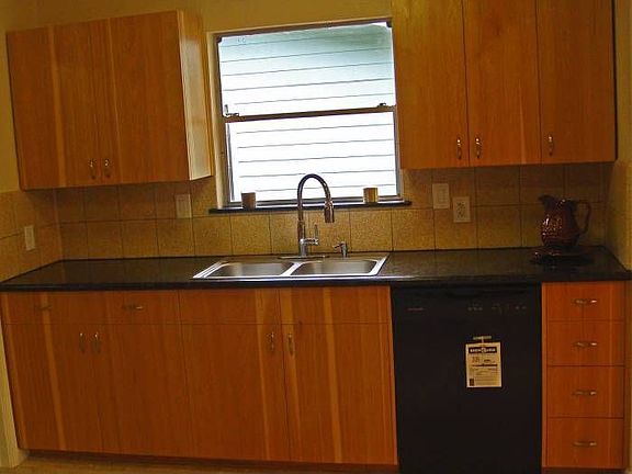 4th image of 547 Artemis Dr