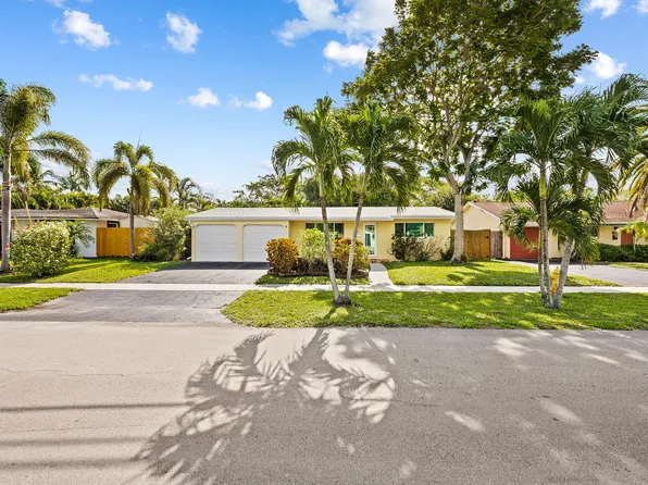 1320 SW 55th Avenue, Plantation, FL 33317