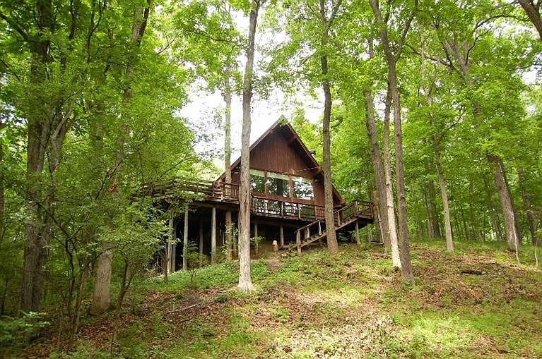 1st image of 3685 Daleview Dr