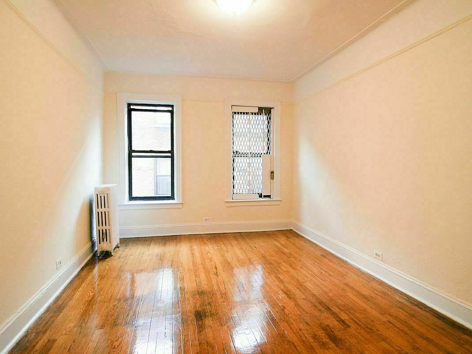 1st image of 1124 46th Ave APT 4I