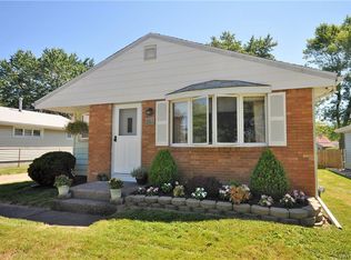 183 Irving Ter, Depew, NY 14043