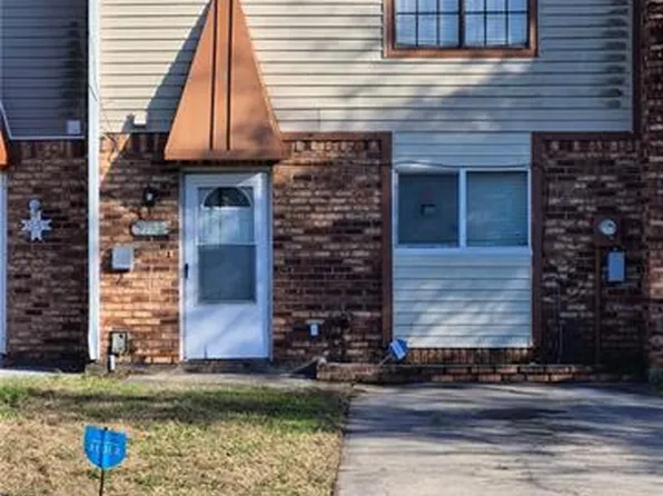 5153 Bayouview Ct, New Orleans, LA 70126