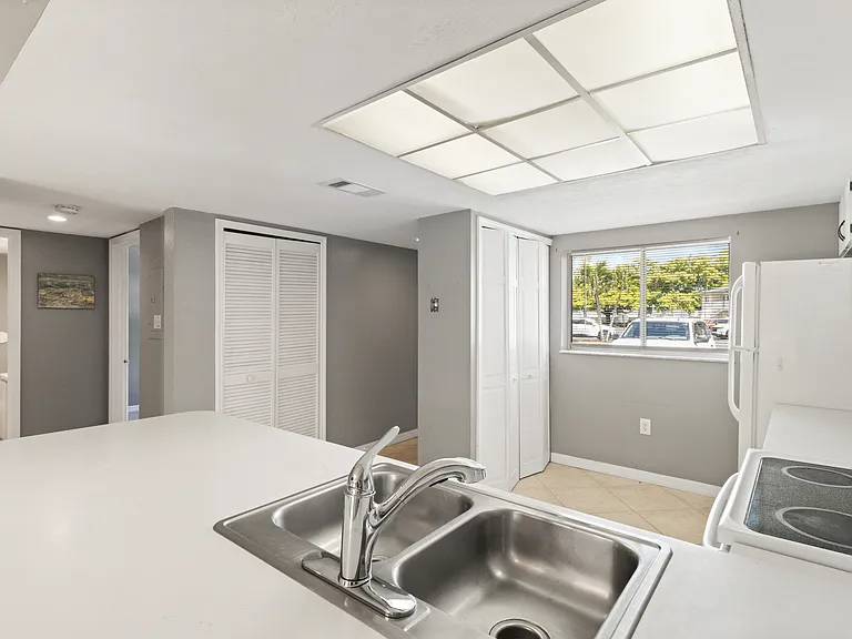 2360 Naples Trace Cir #2 — Photo 12