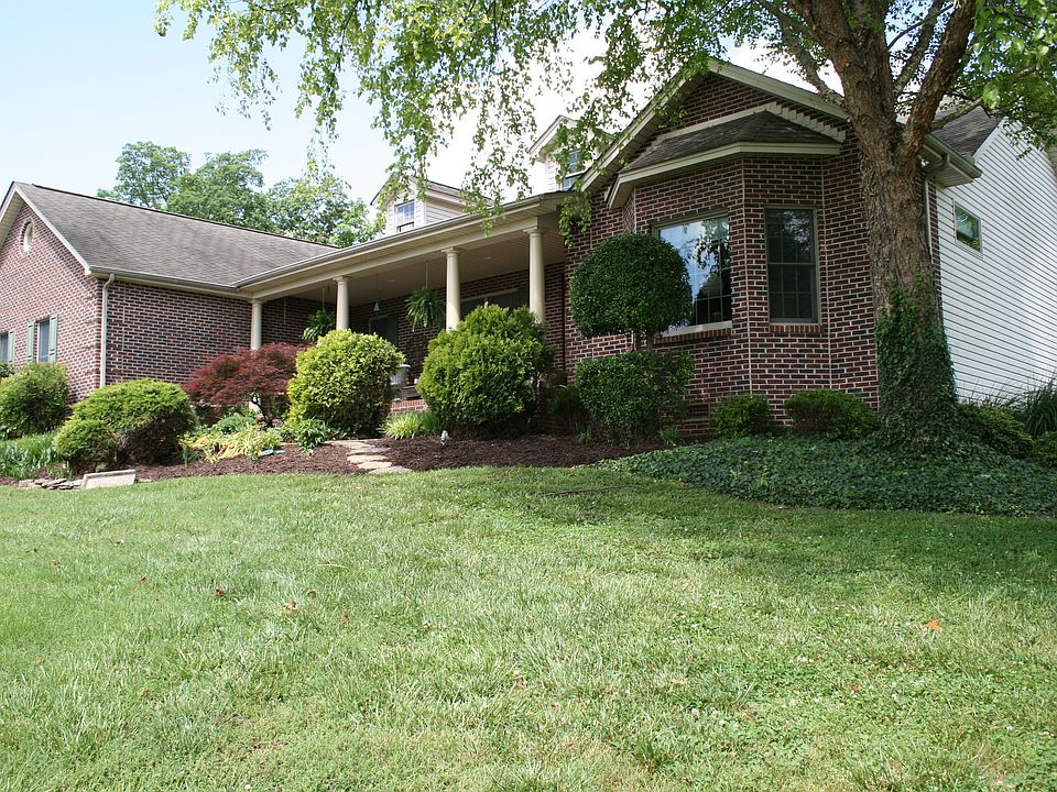 1st image of 1326 Hickory Ln
