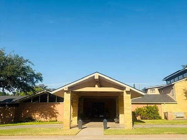 1001 NW 11th St, Andrews, TX 79714