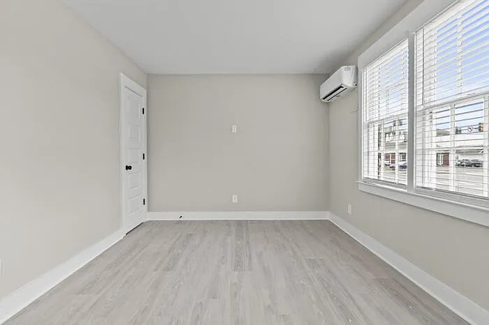 401 Clinton Ave E #3 — Photo 22