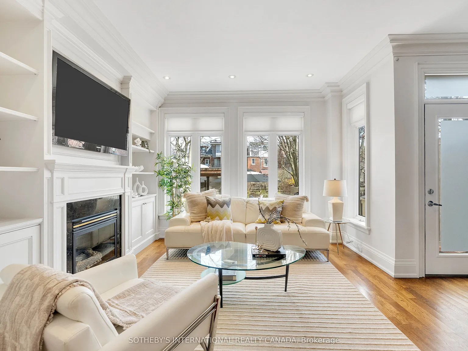 4 bed, $12,500 — Photo 2