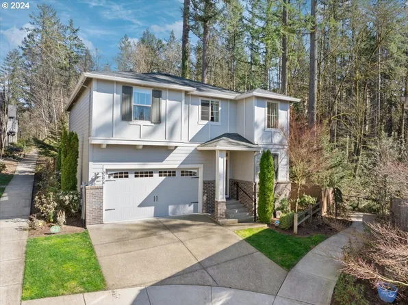 9274 SW Chopin Ln, Portland, OR 97225