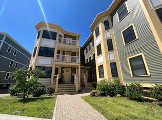 116 Holland St #L3, Somerville, MA 02144