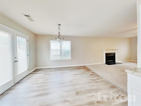 4th image of 110 Summerbrook Rd