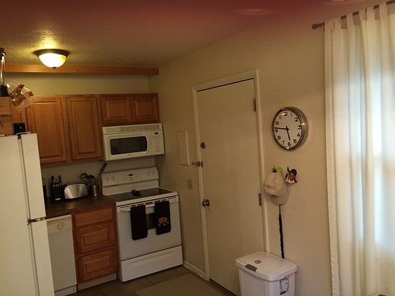 3rd image of 2270-2274 Markey St
