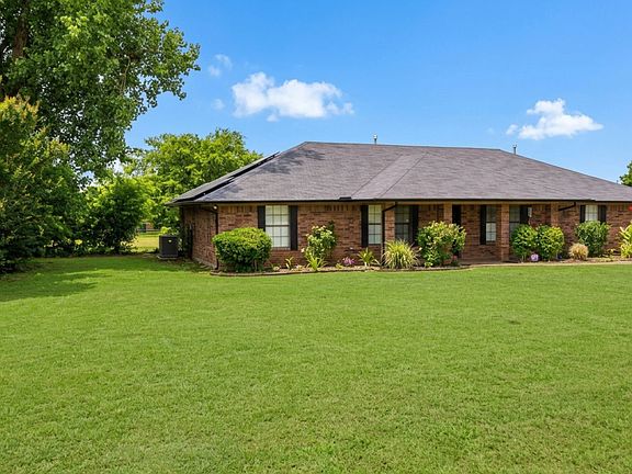 2nd image of 2346 County Road 319