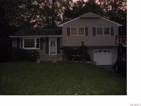 1st image of 52 Pine St