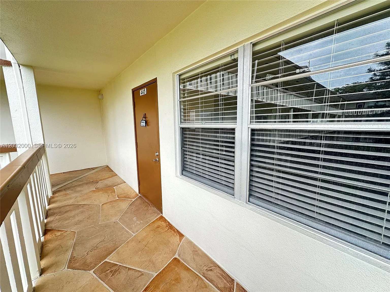 Mansfield At Century Vill — Photo 4