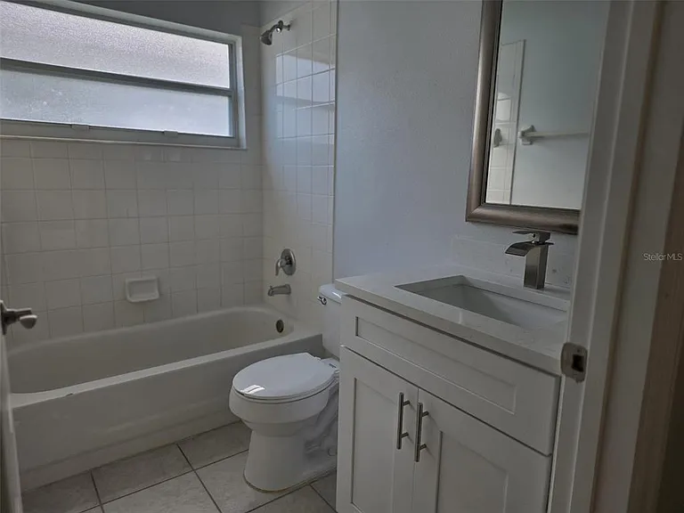 135 S Roma Way — Photo 8