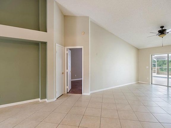 5th image of 10415 Deepbrook Dr #4