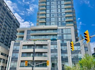 736 Spadina Ave #715, Toronto, ON M5S 2J6