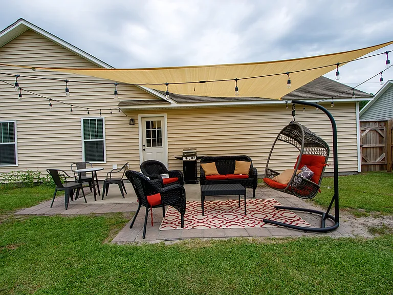 Vista Cay Dr — Photo 16