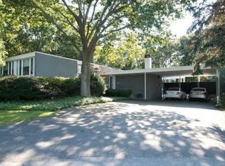 32 Ross Rd, Swampscott, MA 01907