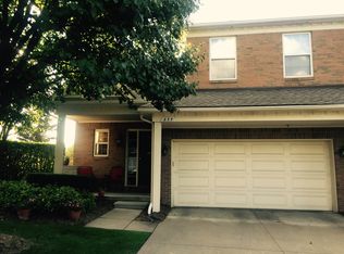 635 W Bluff Ct #1, Rochester Hills, MI 48307
