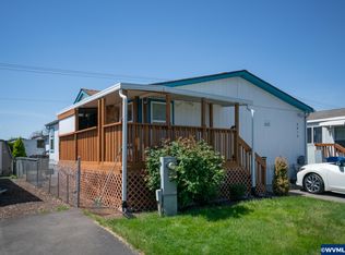 2815 Surf Ct NE, Salem, OR 97305