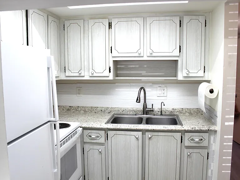 2929 SE Ocean Blvd #I8 — Photo 9