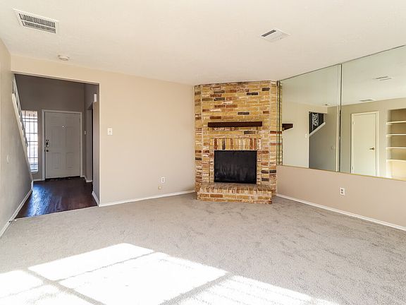 5th image of 15814 Pinwood Dr