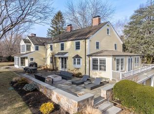 151 Oakland St, Wellesley, MA 02481