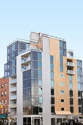 Rented by REAL New York | media 24