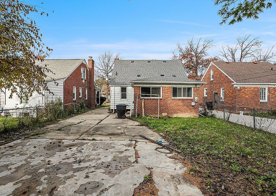 2nd image of 12434 Laing St