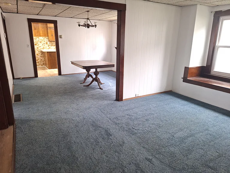 34 Roosevelt Ave #1 — Photo 11