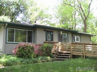 239 School Rd E, Asheville, NC 28803