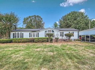 124 Sage Ln, Statesville, NC 28677