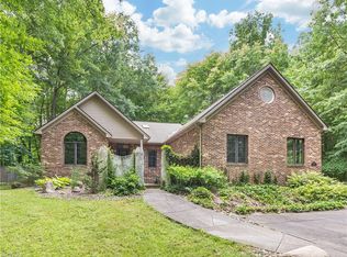 2686 Saxe Rd, Mogadore, OH 44260