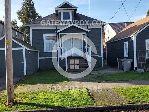 1038 Grove St #A — Photo 1