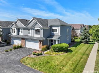 731 Lancaster Dr, Pingree Grove, IL 60140