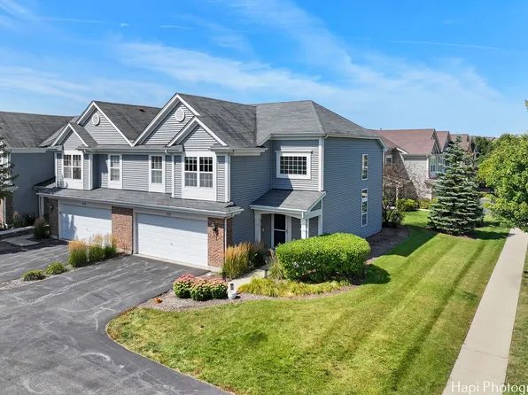 731 Lancaster Dr, Pingree Grove, IL 60140