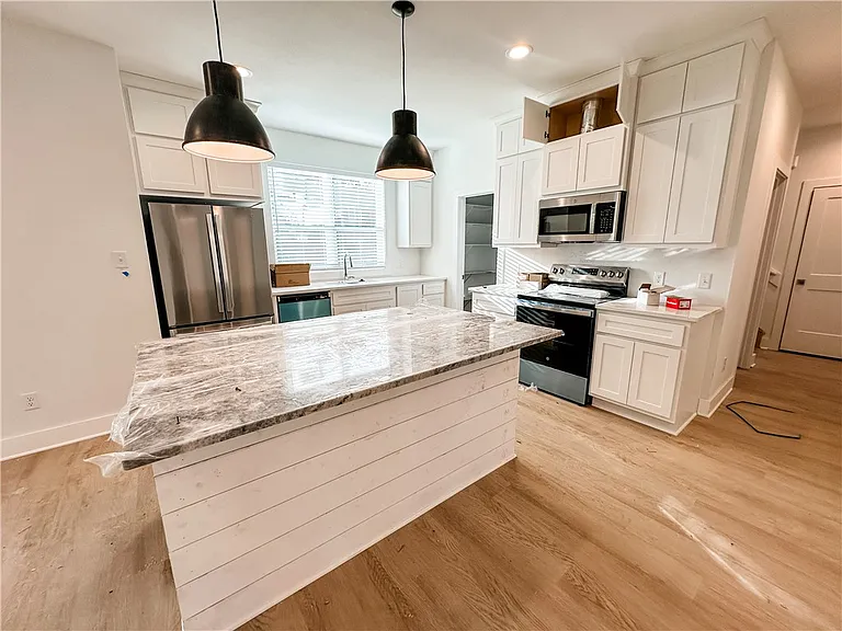 1307 Bayou Woods Dr — Photo 16