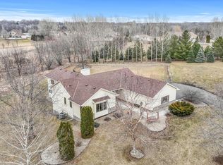 810 Bluebill Cir, Shakopee, MN 55379